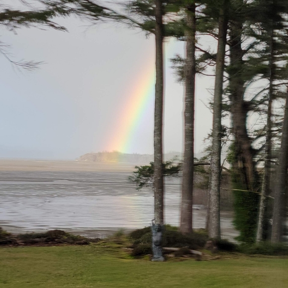 Meet your Posher, Evelyn - Picture 2 of 5